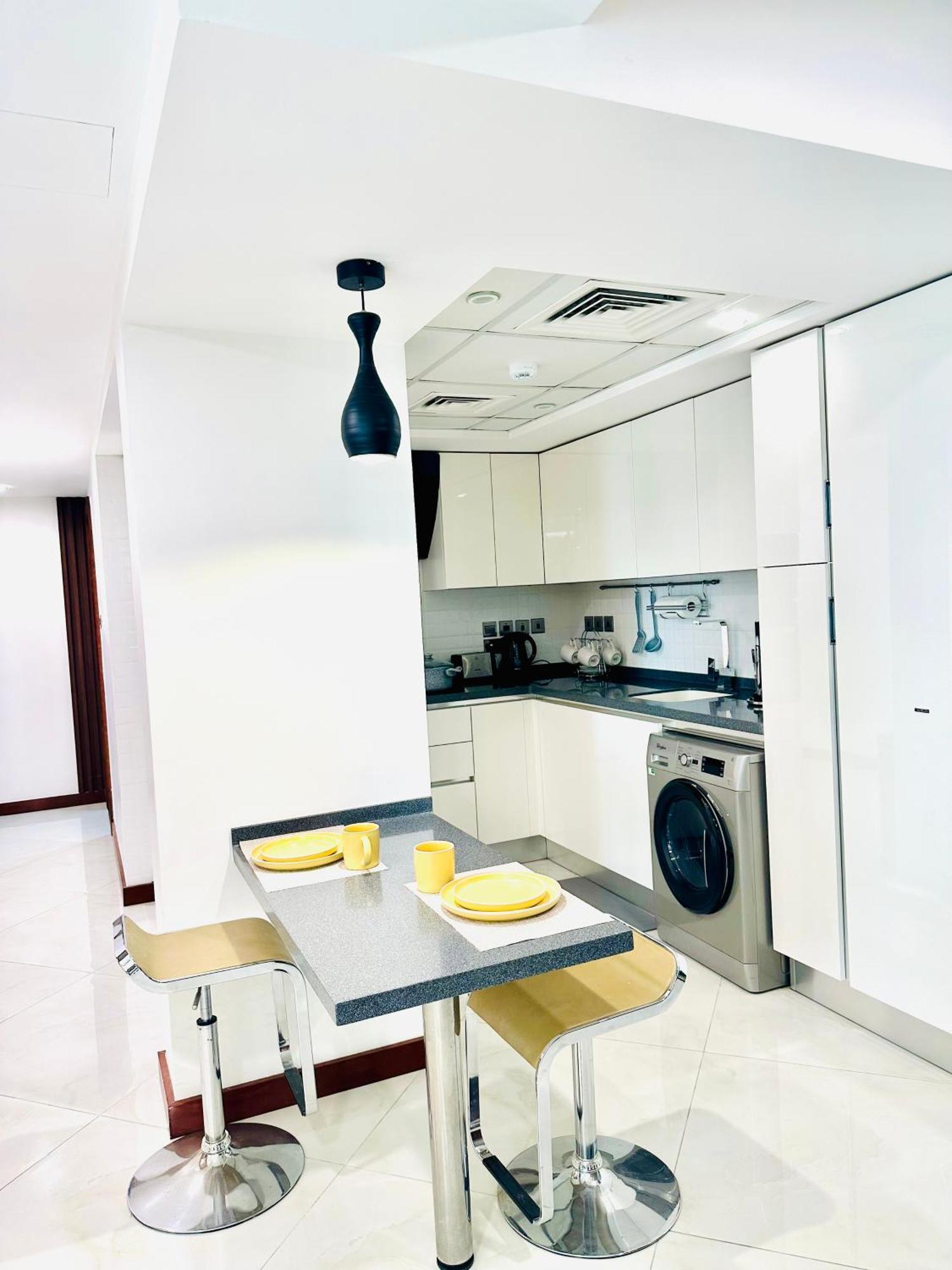 Saxophone Suites Muharraq Exterior photo