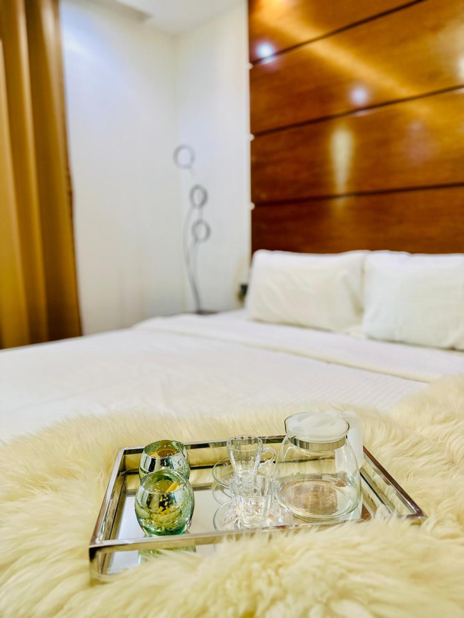 Saxophone Suites Muharraq Exterior photo